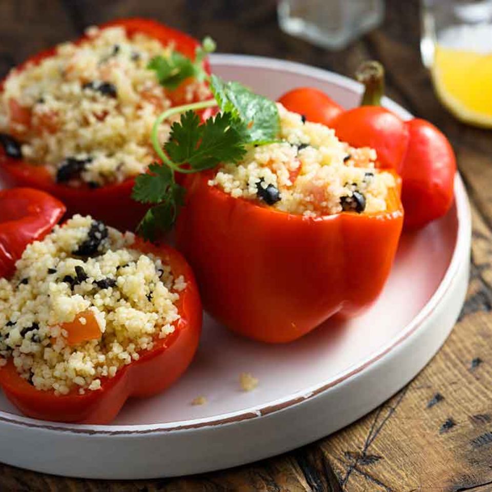 Gefüllte Paprika mit Couscous aus dem Ofen - [ESSEN UND TRINKEN]
