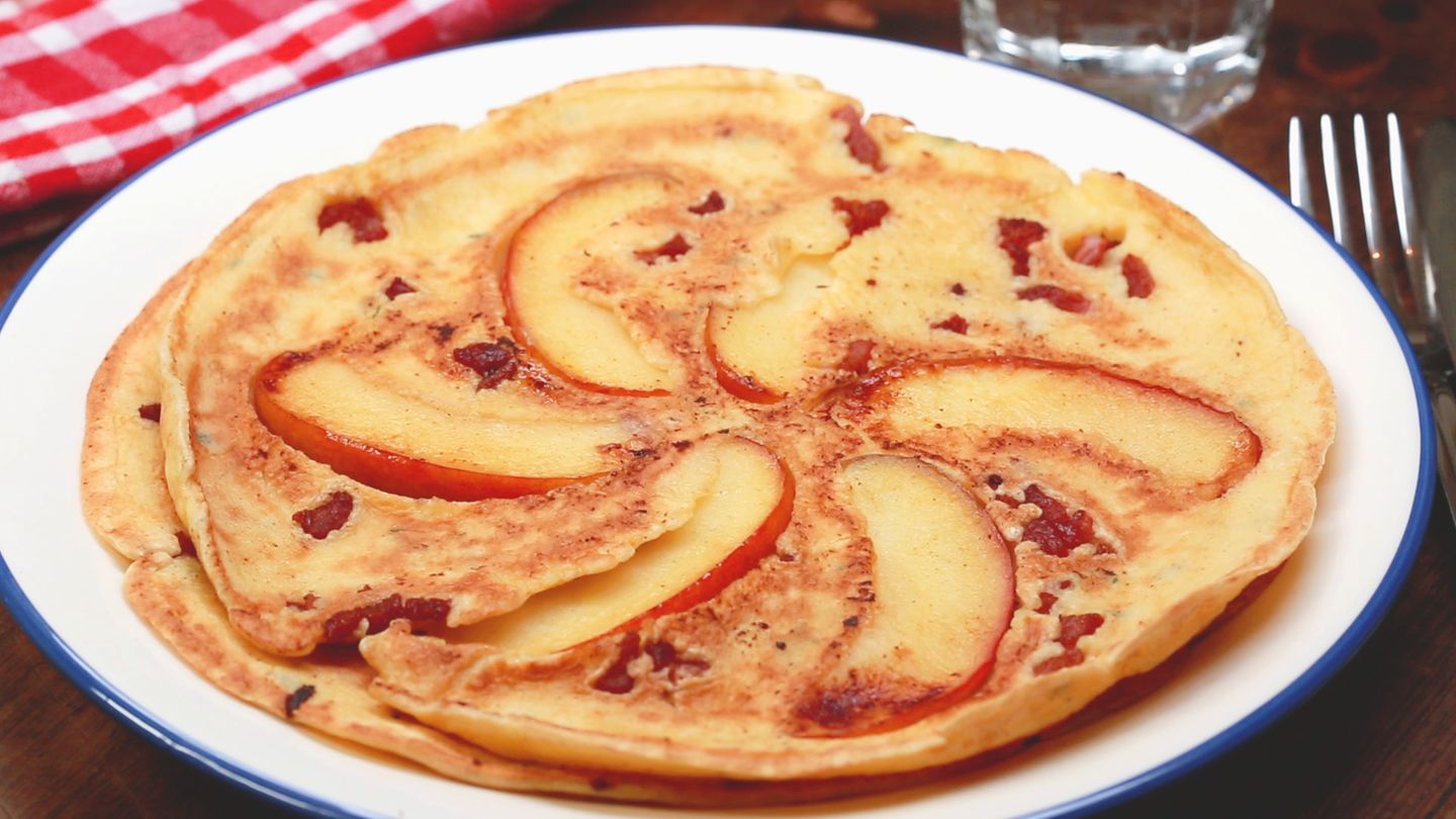 Apfel-Speck-Pfannkuchen: fruchtig und pikant