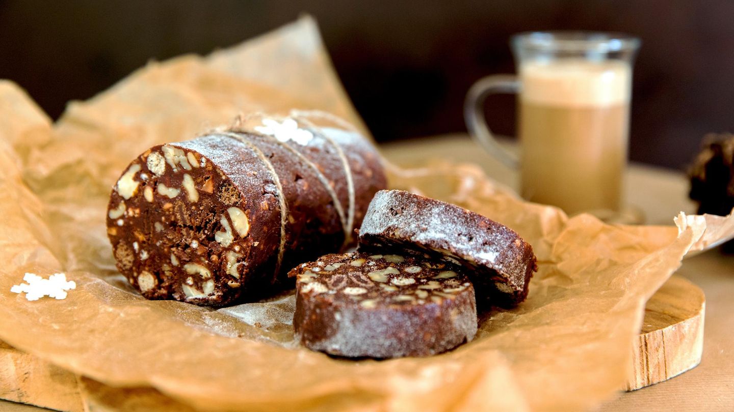 Praliné-Rolle mit Ingwer und Pekannuss: Geschenk aus der Küche