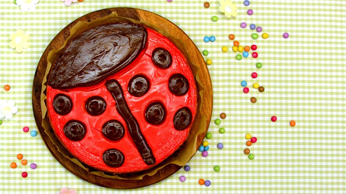 Marienkäfer-Käsekuchen: Kuchen für den Kindergeburtstag
