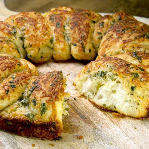 Knoblauchbrot selber machen: Rezept - [ESSEN UND TRINKEN]