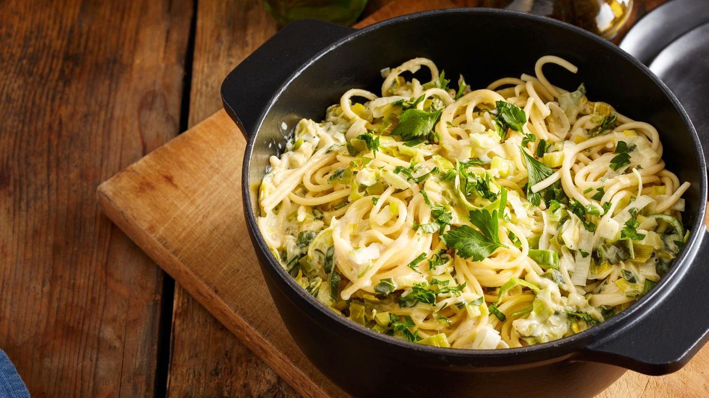One-Pot-Lauch-Pasta: vegetarischer Eintopf