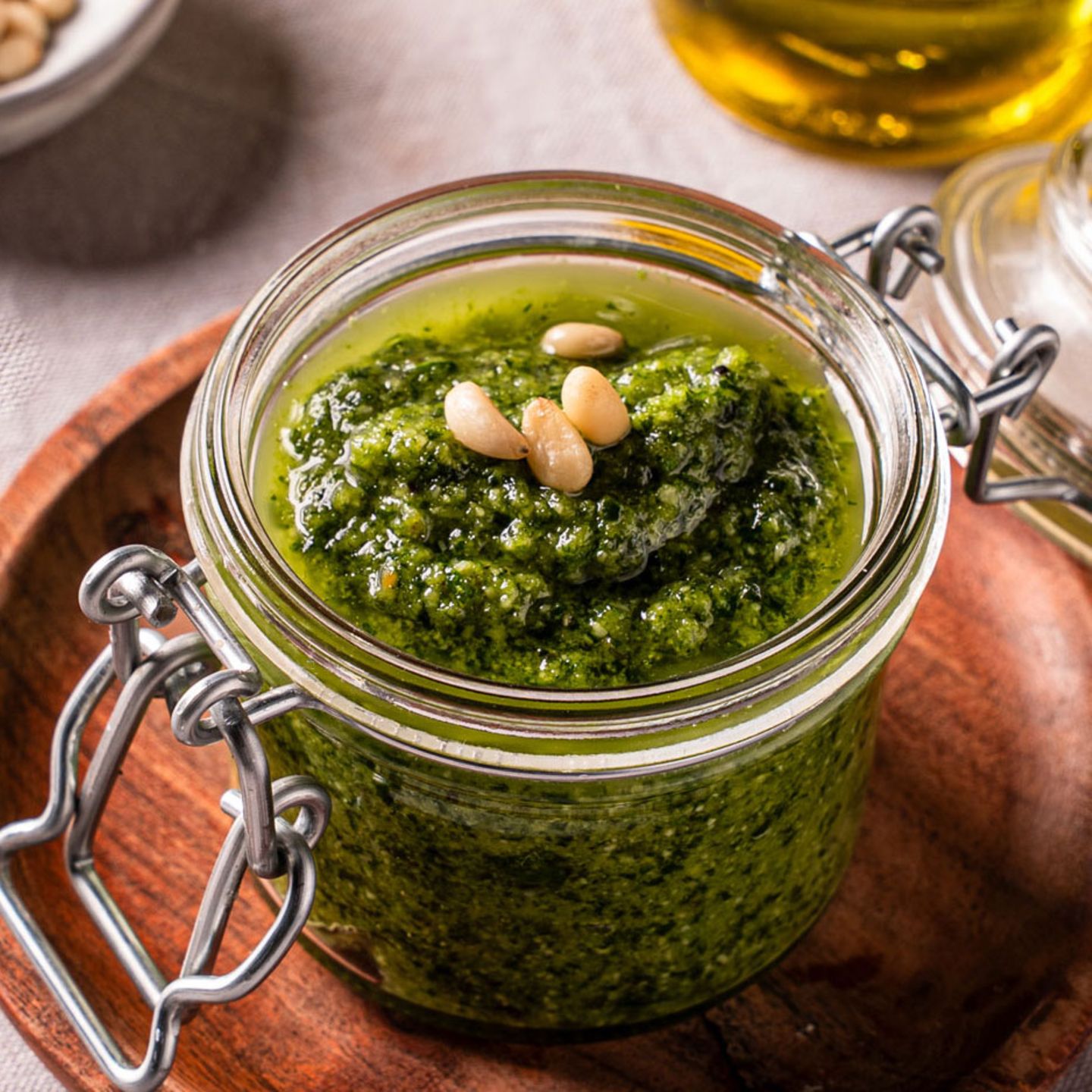 Basilikum-Pesto  einfach & schnell