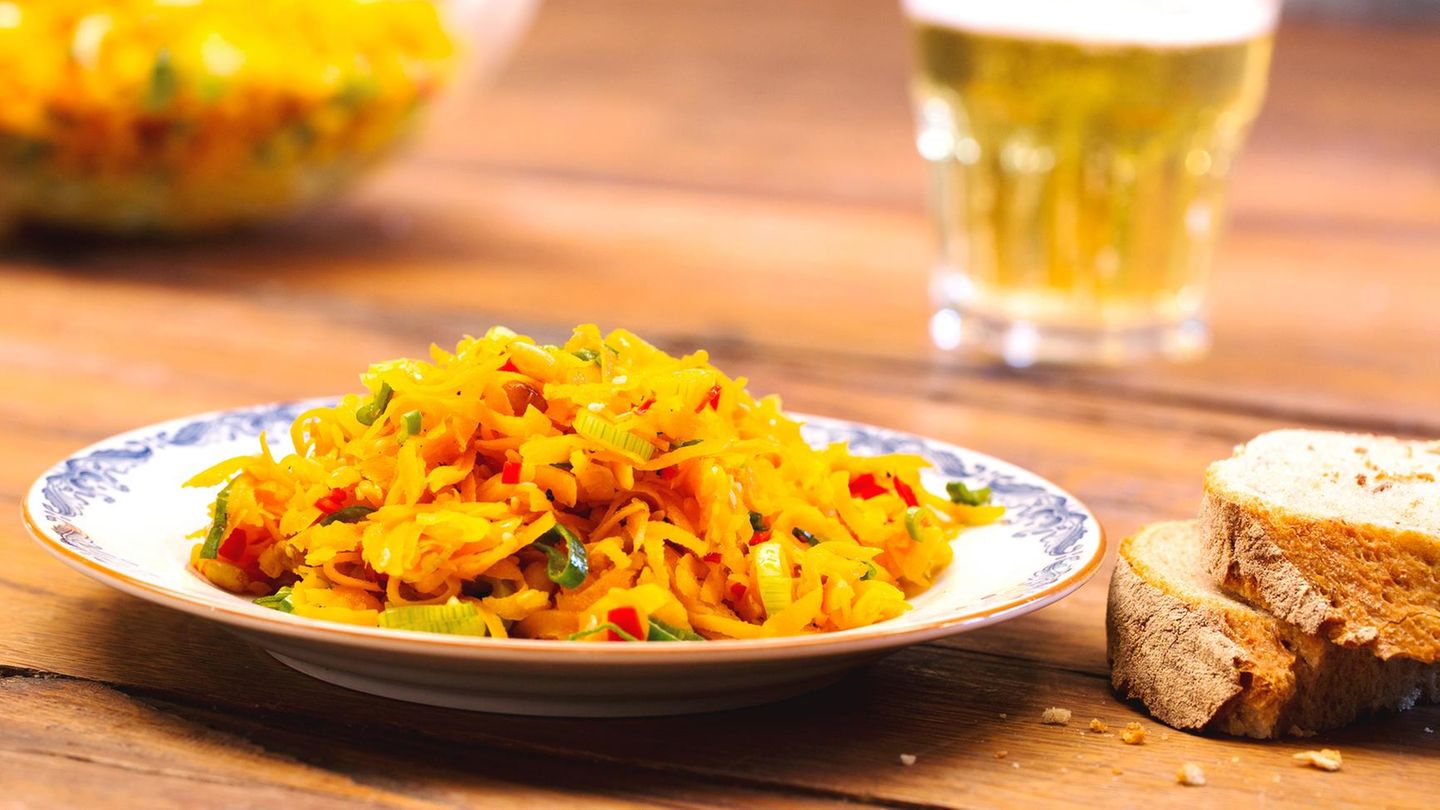 Pikanter Möhrensalat: knackig & würzig