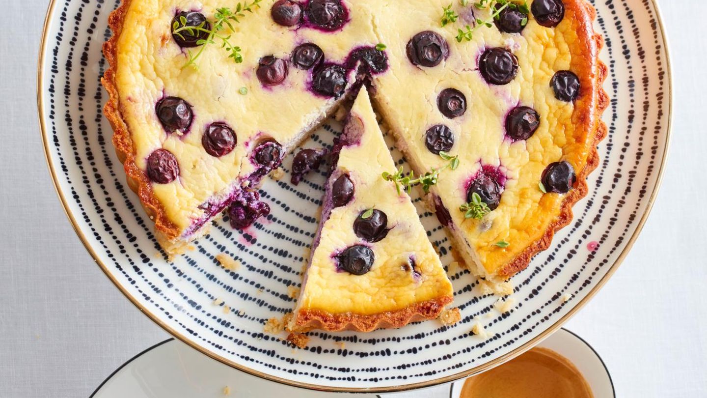 Finnischer Heidelbeerkuchen mit Skyr