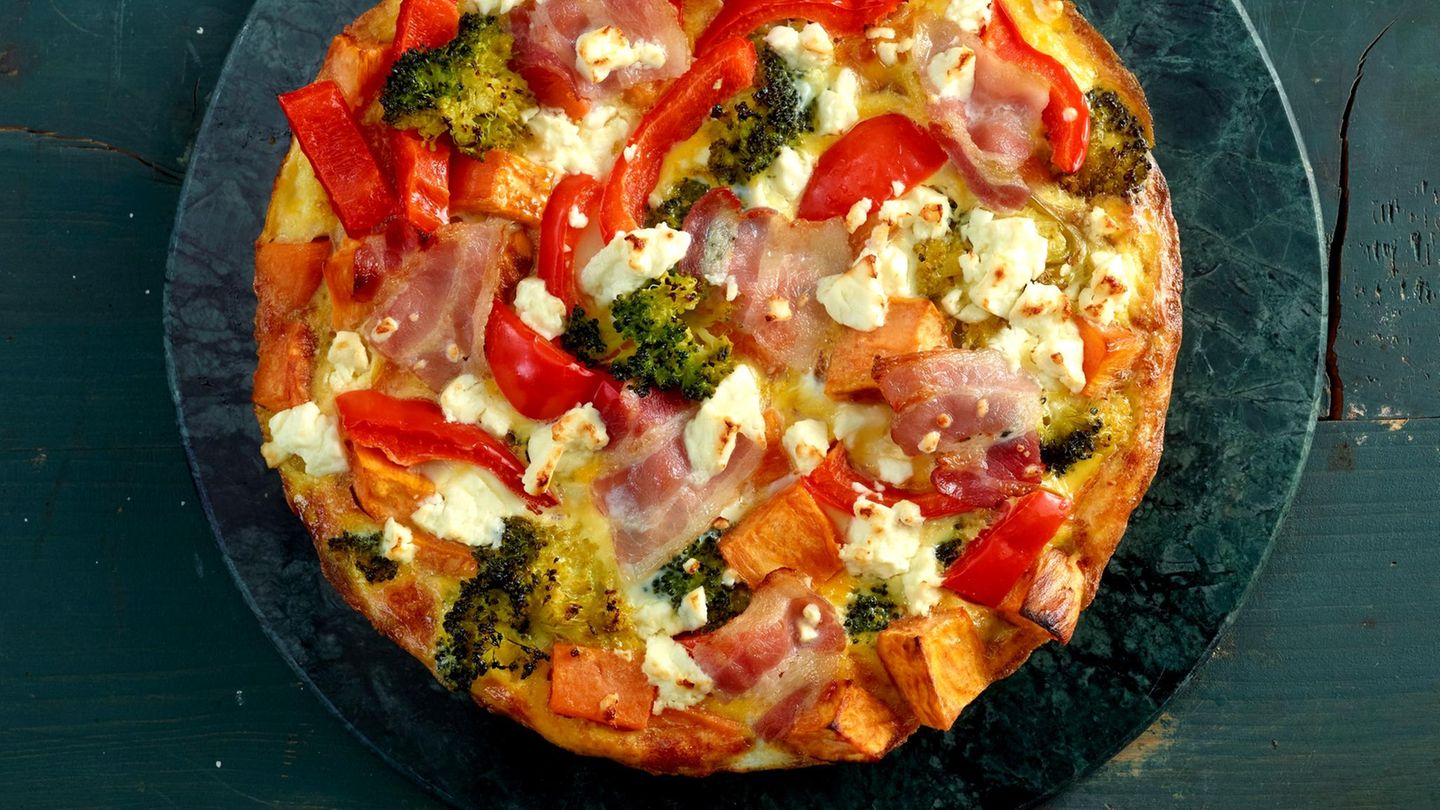 Süßkartoffel-Frittata: würziges Gericht für 6