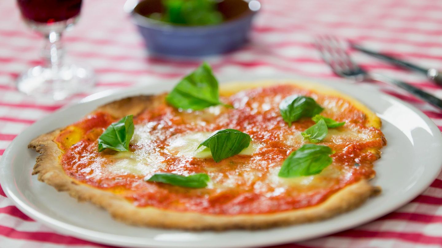 Piadizza: extra knusprige Pizza mit dünnem Teig