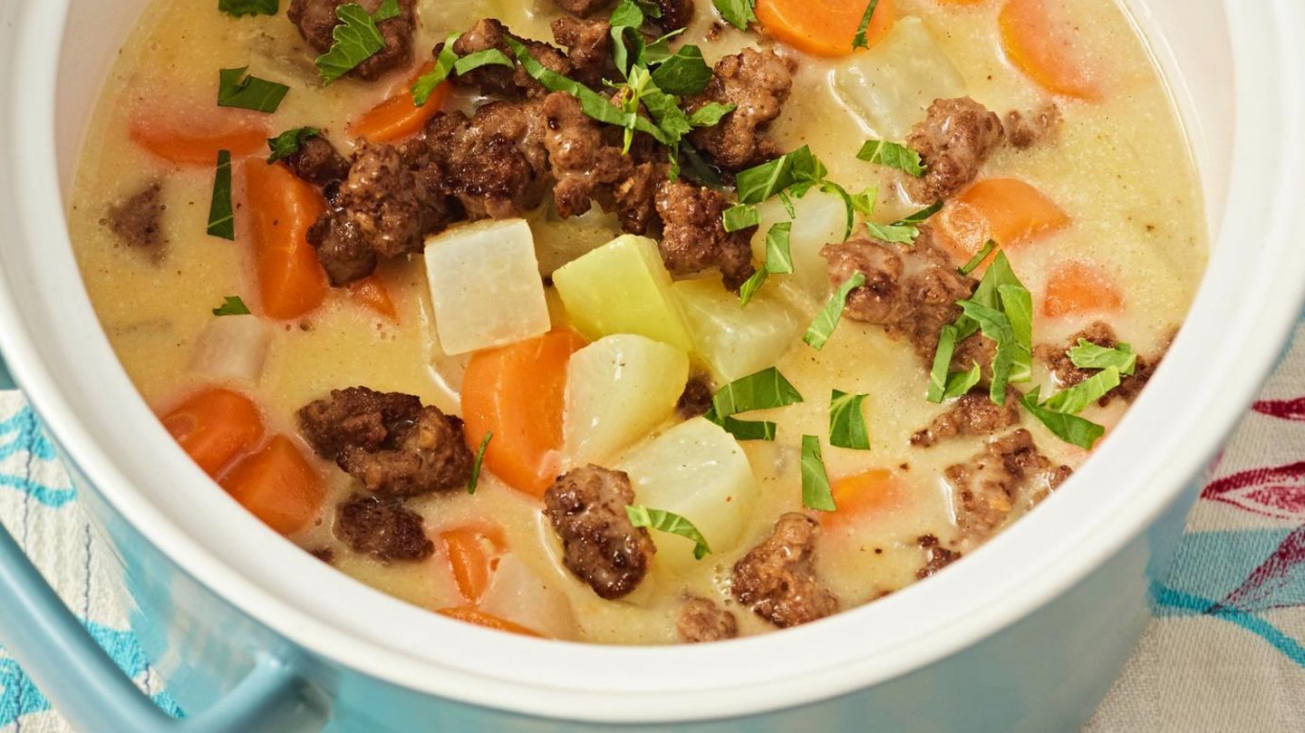 Gemüse-Hack-Eintopf: One-Pot-Gericht mit Frühlingsgemüse