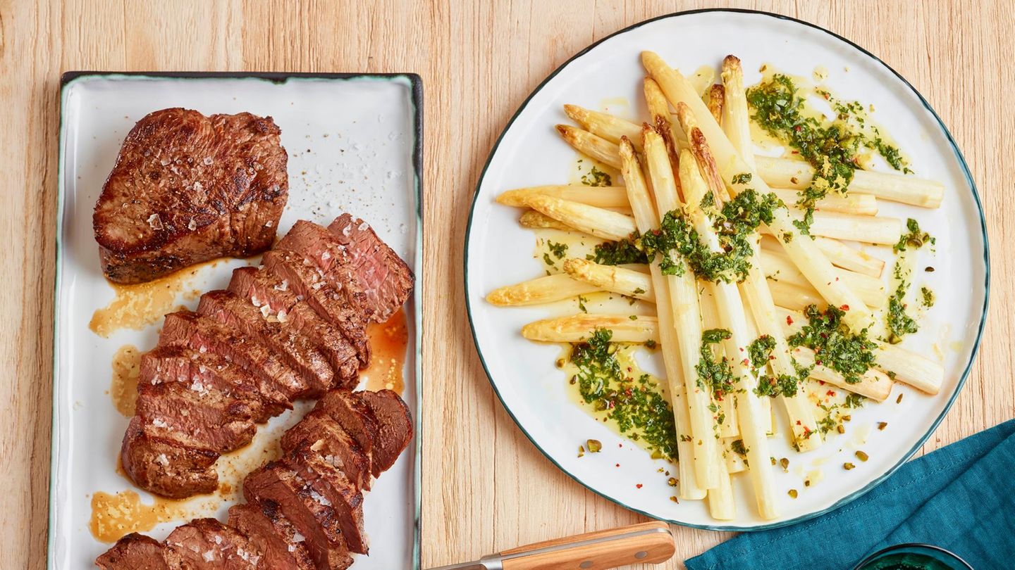 Ofenspargel mit Kräuteröl und Tagliata – Einfaches 45-Minuten-Rezept