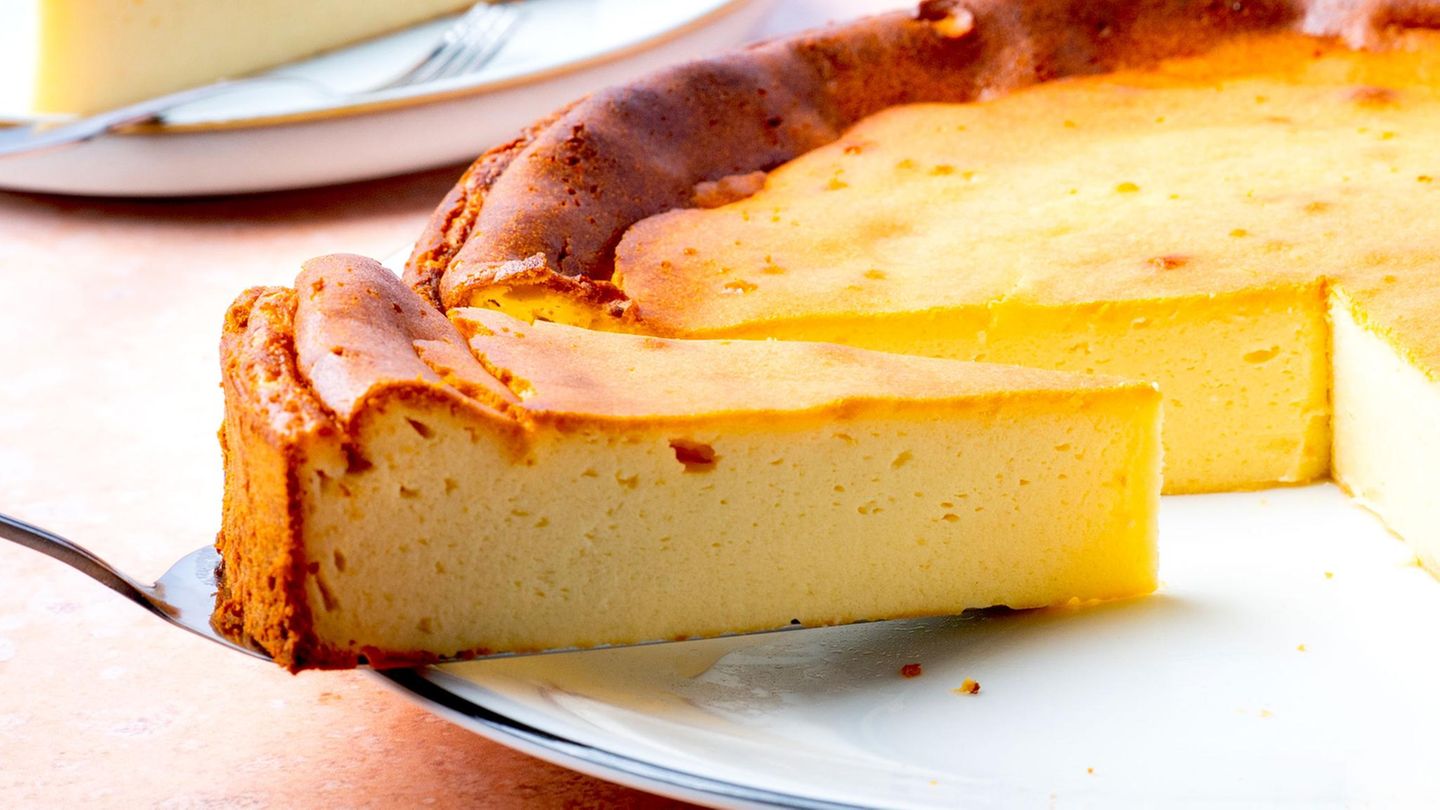 Käsekuchen ohne Boden: schnell & cremig